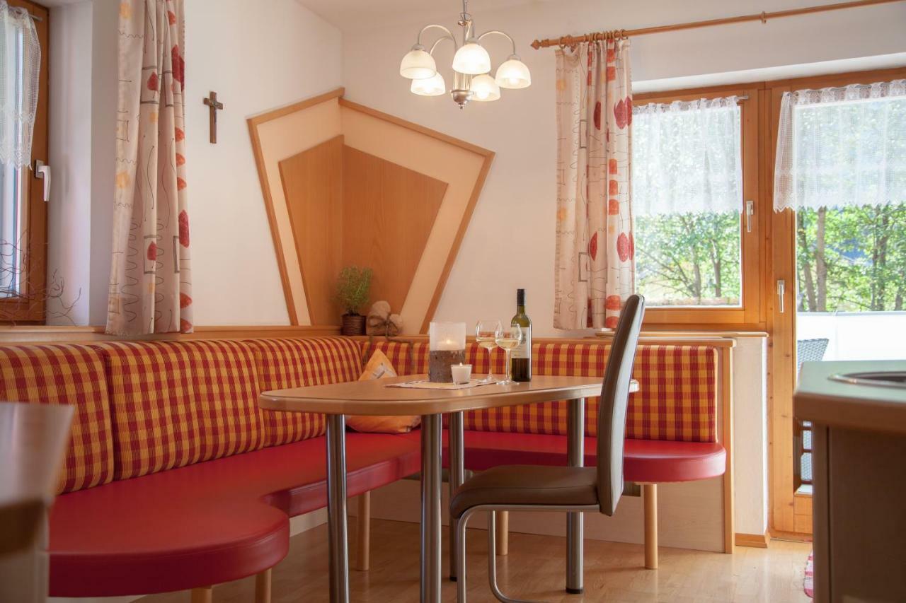 Haus Wulfenia Apartment Neustift im Stubaital Bilik gambar